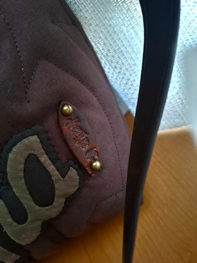 ハワイアンキルト　バッグ　2WAY 大きめ　ファスナー付　革タグチャーム付