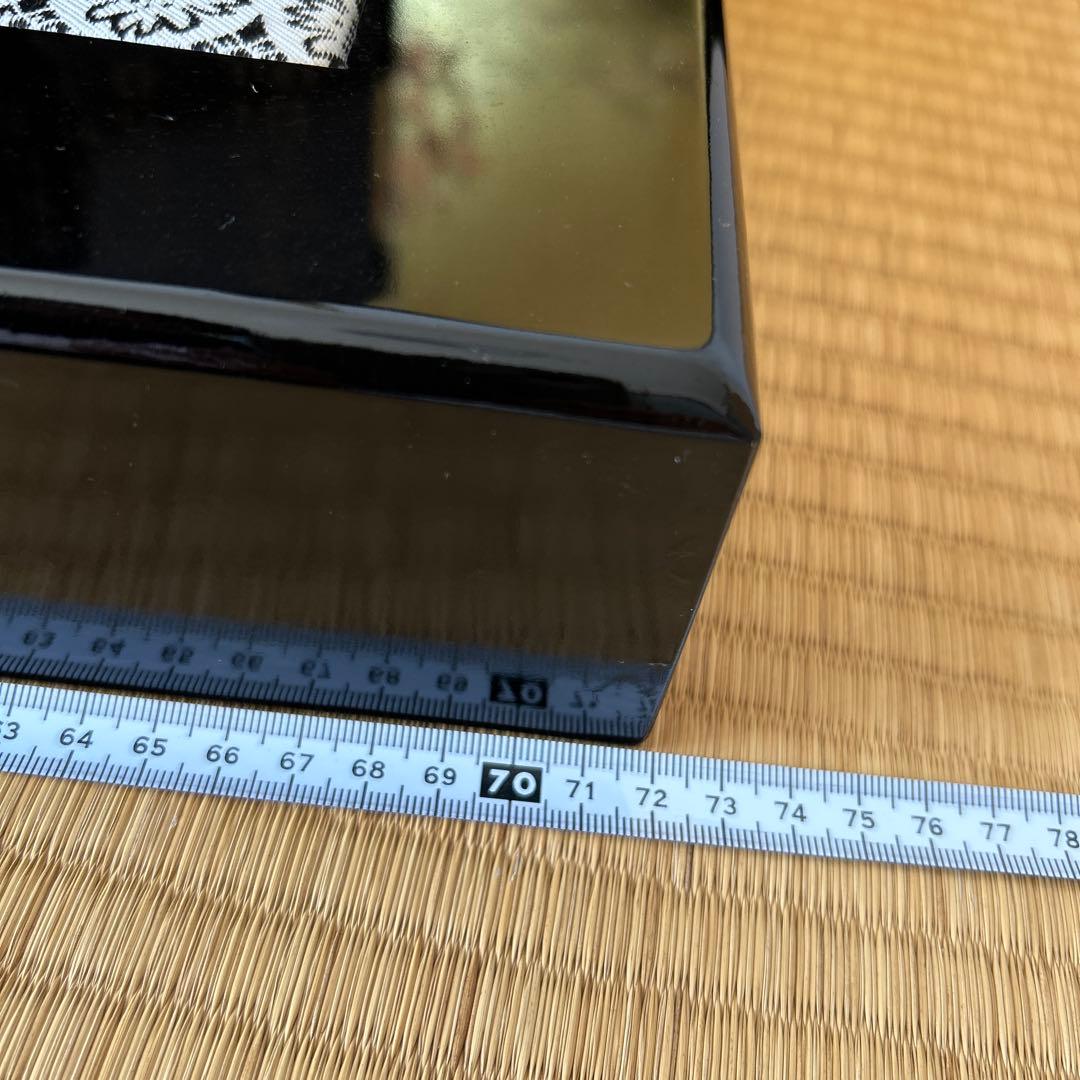 豪華な兜飾り 金色・紫色　端午節句五月人形　人形の秀月