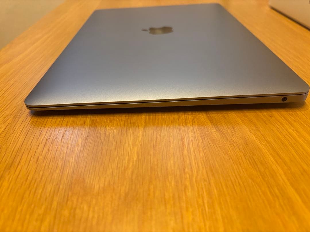 MacBook本体 mac book air m1