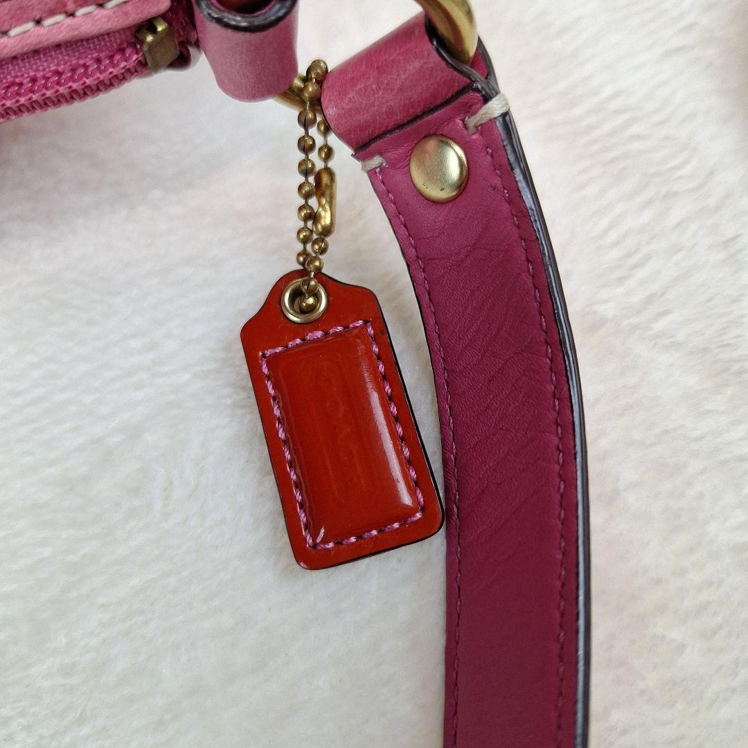 COACH　コーチ　アクセサリーポーチ　キャンバスレザー　馬車　ピンク