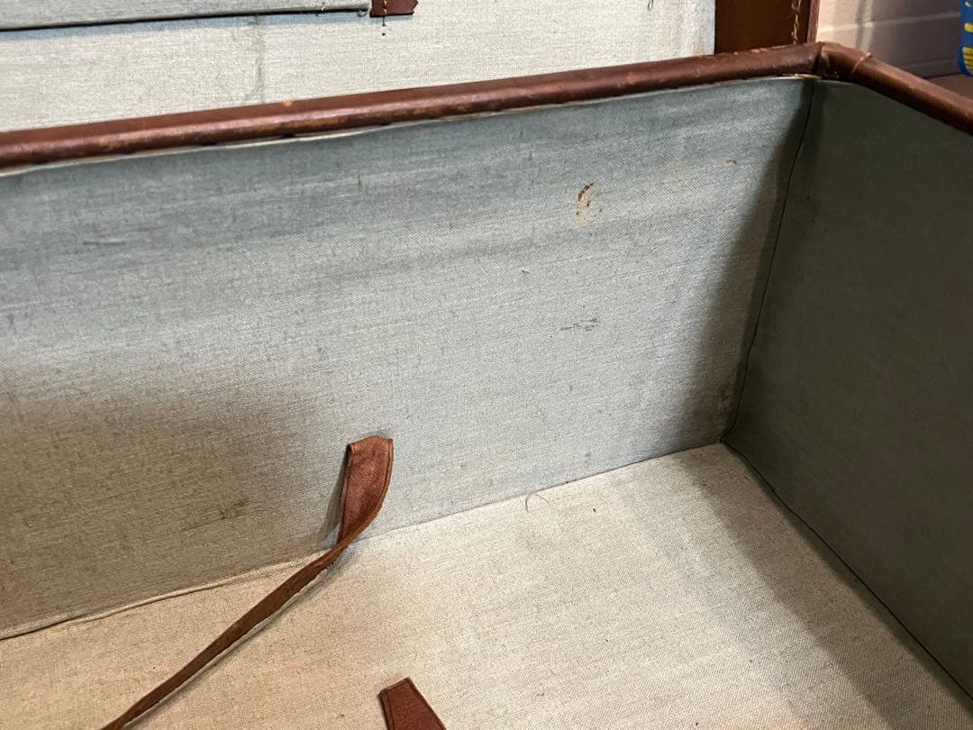 ヴィンテージ アンティーク トランク ケース　ビッグサイズ