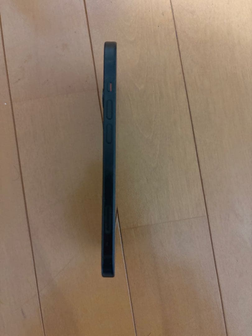 Apple iPhone 15 ブラック 本体　SIMロックなし