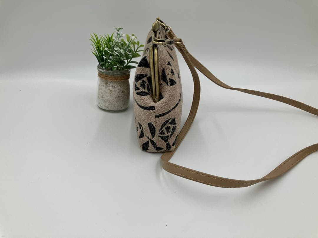 ミナペルホネン　がま口ポシェット　LULU ルル　ベージュ