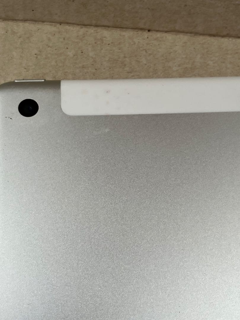 Apple iPad 第5世代 32GB スペースグレー 本体