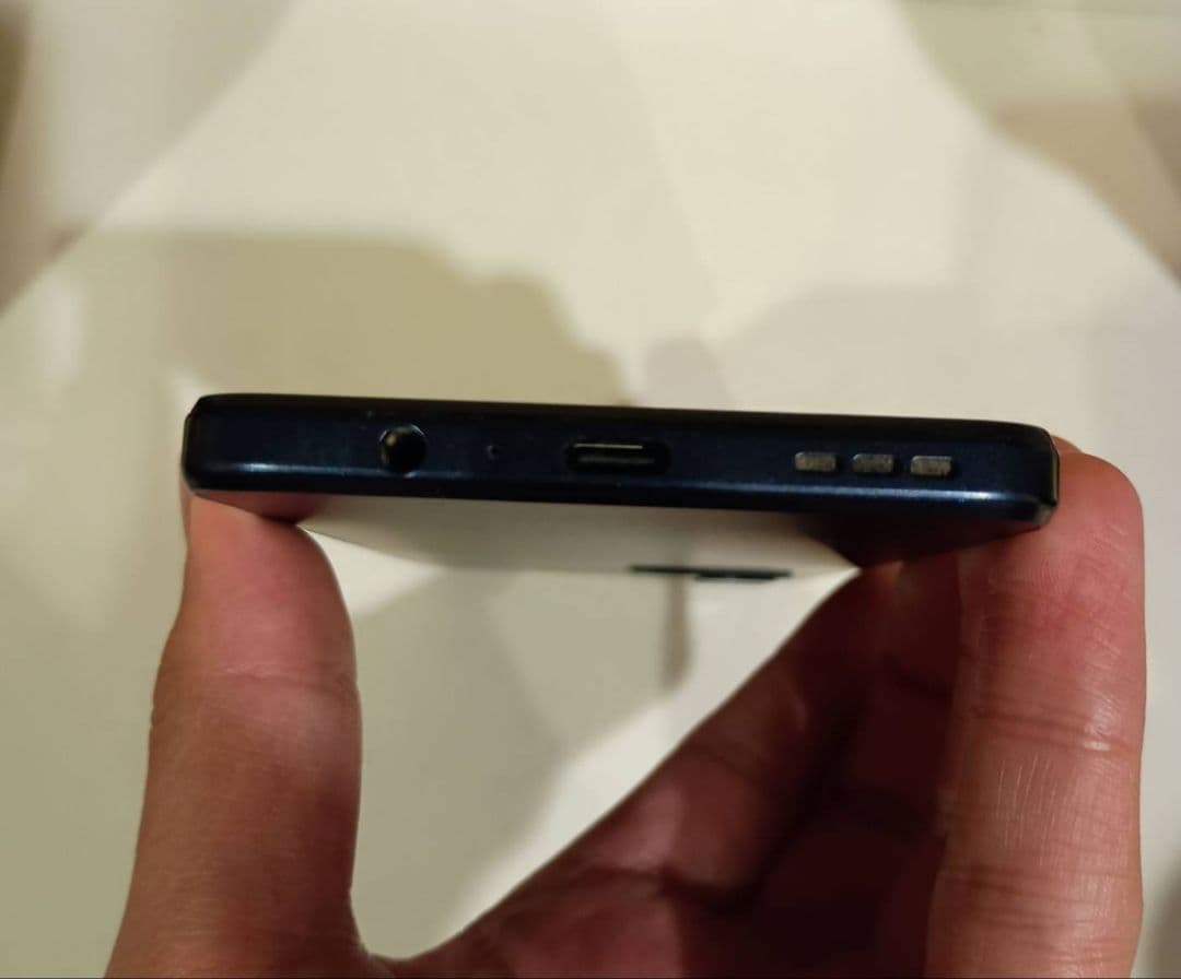 motorola g64y　ケース付き