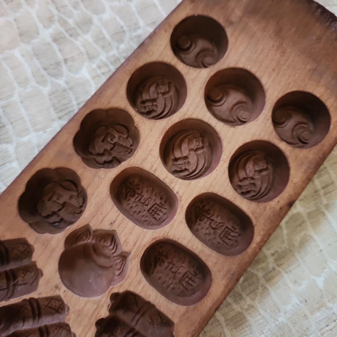 砂*薇様 菓子木型-204　古い 木型 菓子型 和菓子 木製 古道具 古物