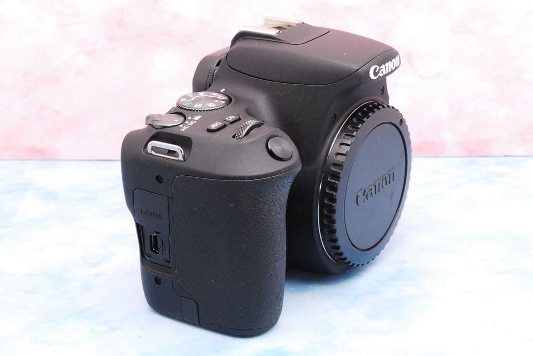 キャノン kiss X9☆一眼レフカメラ☆手ぶれ補正標準＆超望遠☆スマホ転送