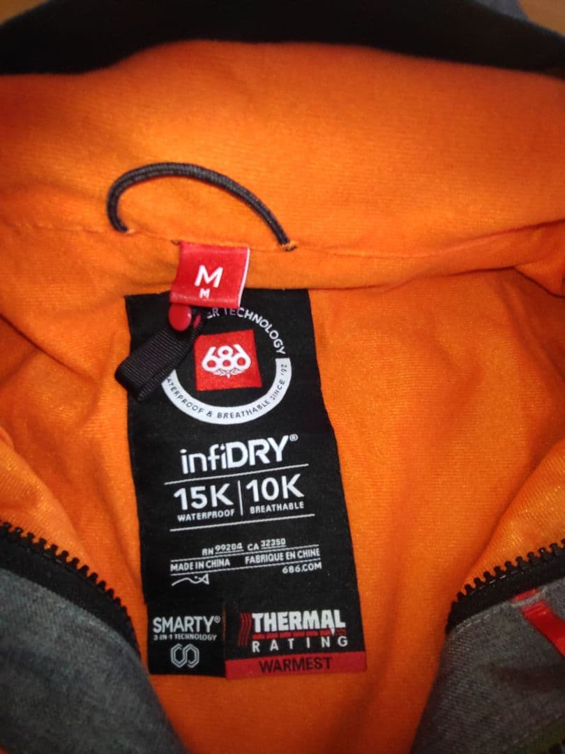 686 スノーボード　スキー　ウェア 上下　Мサイズ アンセムパウダーガード付