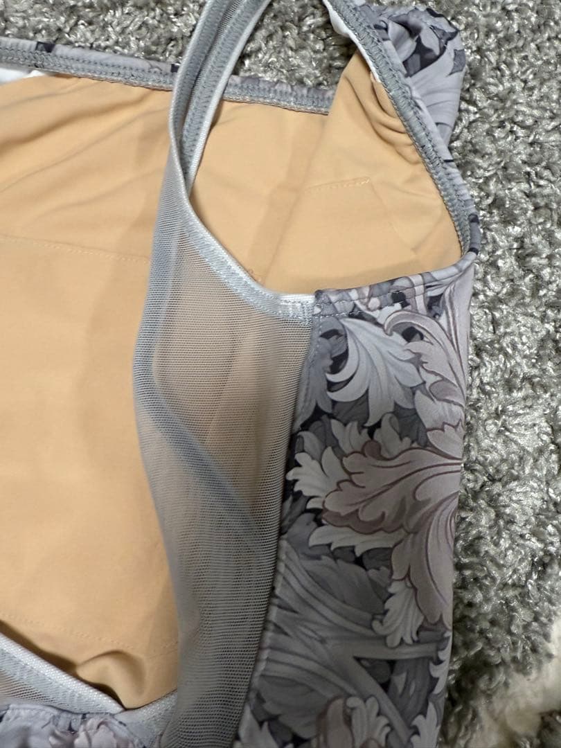 【ほぼ新品】unoa ウノア レオタード　S