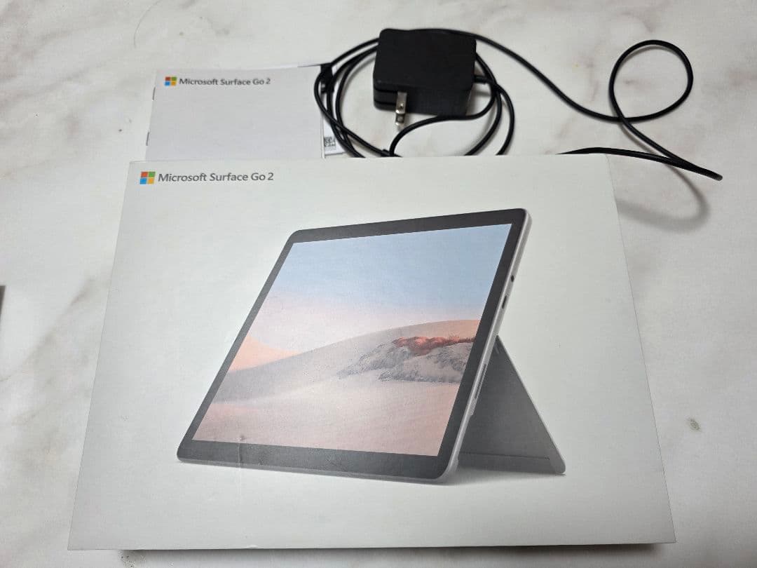 Microsoft Surface Go 2 キーボード付き本体　中古　初期化済