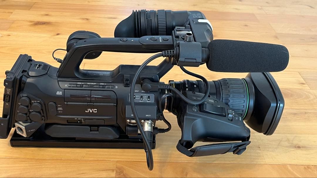 JVC 業務用ビデオカメラ GY-HM750