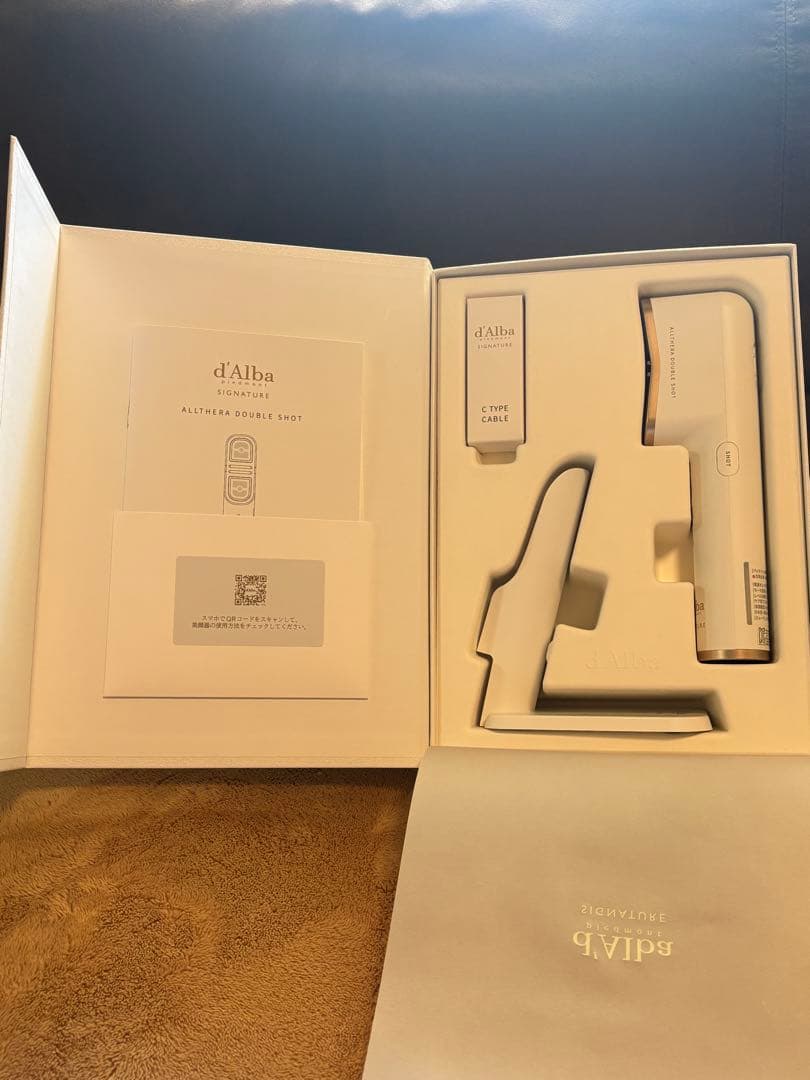 d'Alba Allthera Double Shot 美顔器