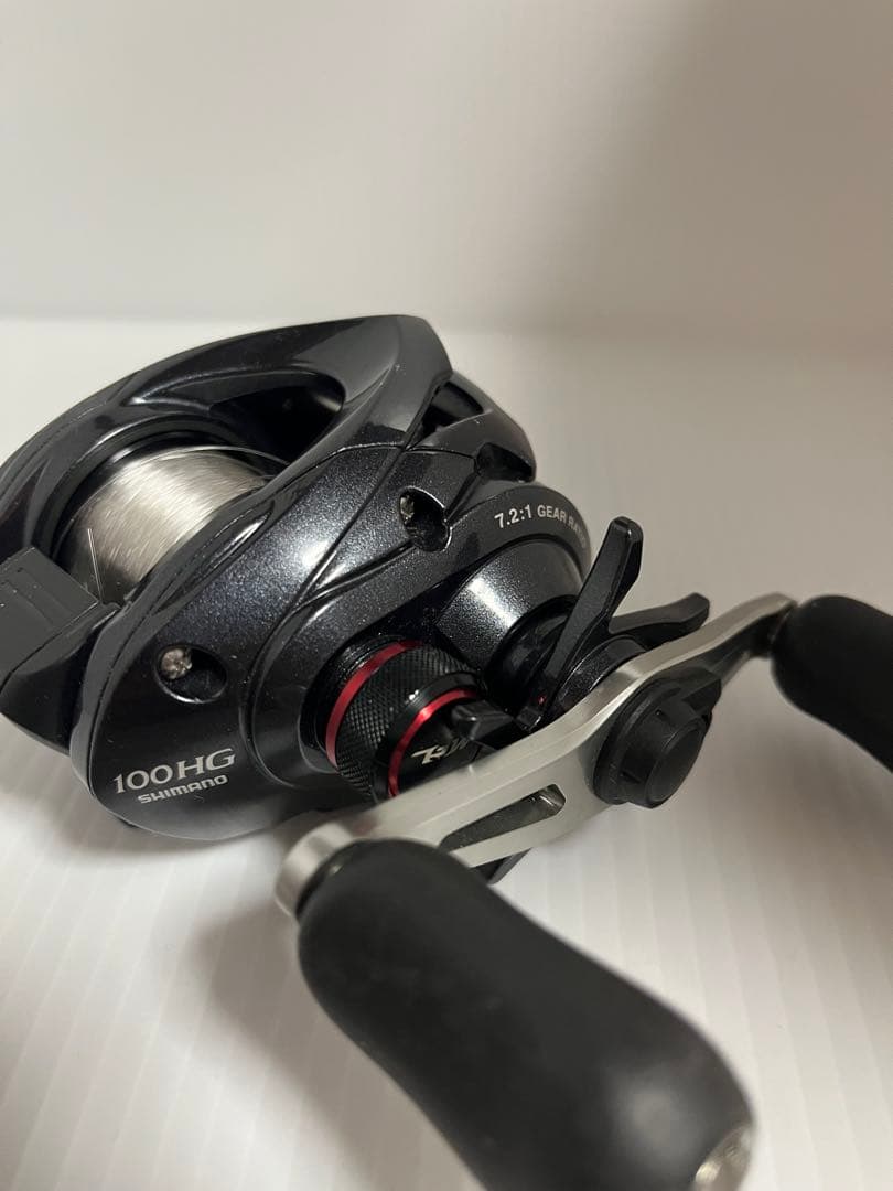 16カシータス100HG Castris ベイトリール ブラック