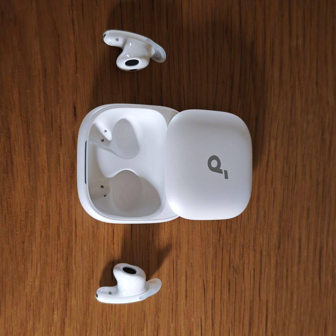 ヘッドホン Anker liberty buds