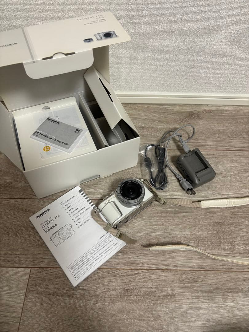 デジタルカメラ OLYMPUS pen e-pl9