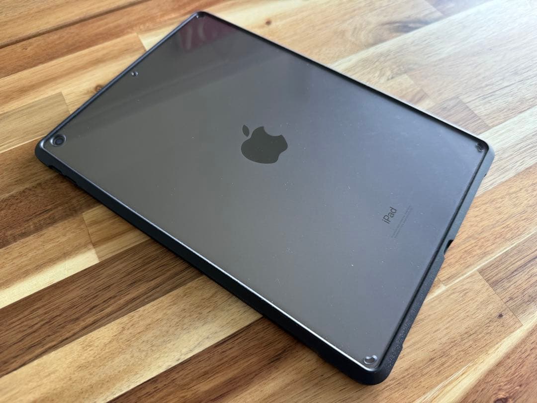 Apple iPad 第8世代 32GB Wi-Fiモデル スペースグ