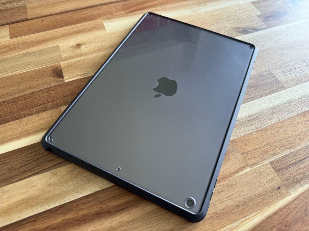 Apple iPad 第8世代 32GB Wi-Fiモデル スペースグ