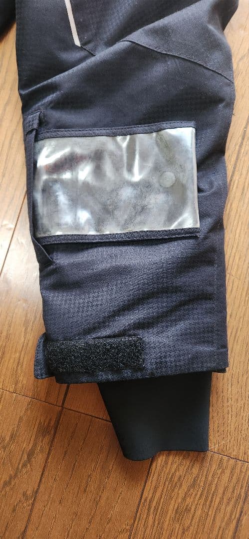 フェニックス　キッズ　スキーウェア　上下　　160サイズ　黒　赤ズボン未使用