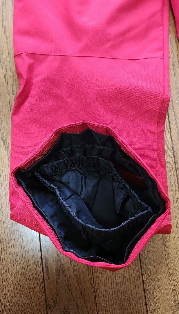 フェニックス　キッズ　スキーウェア　上下　　160サイズ　黒　赤ズボン未使用