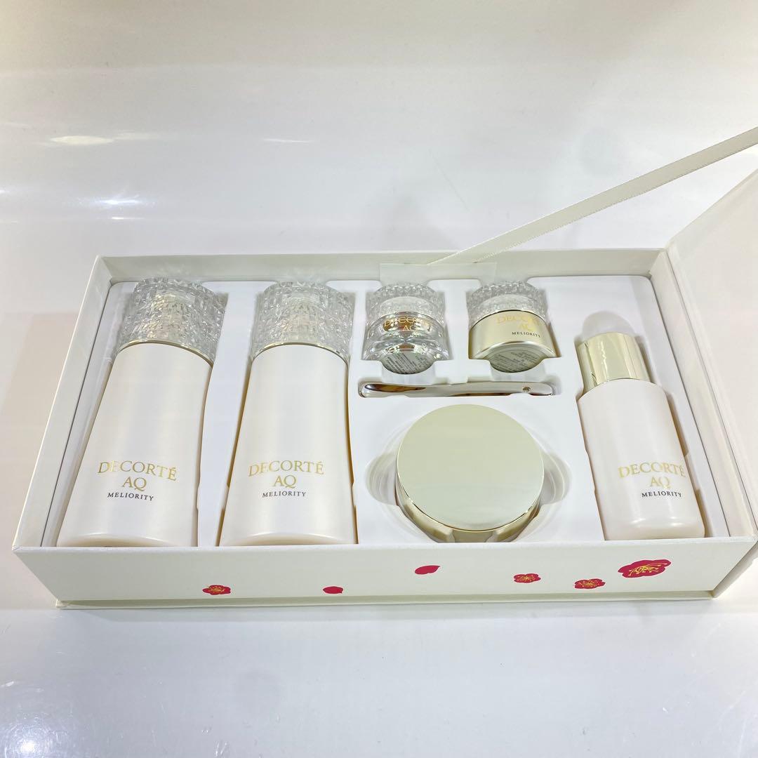 コスメデコルテ　AQミリオリティ　ラグジュリアス　コフレ　Ⅲ