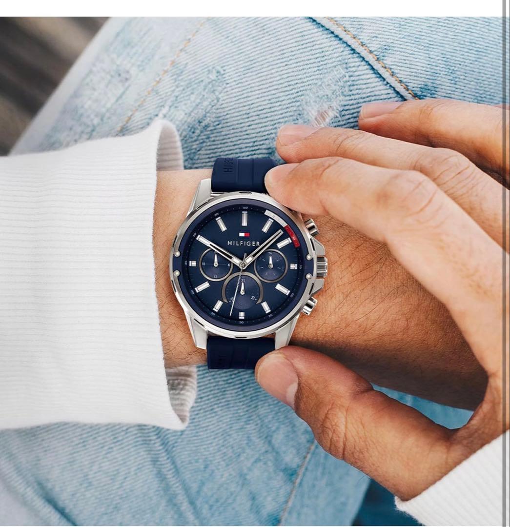 トミー・ヒルフィガー 腕時計 クロノグラフ ネイビー