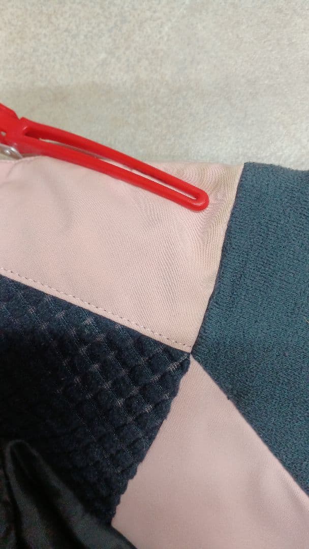 デサント　スキーウエア　Sサイズ　DESCENTE　２０２４