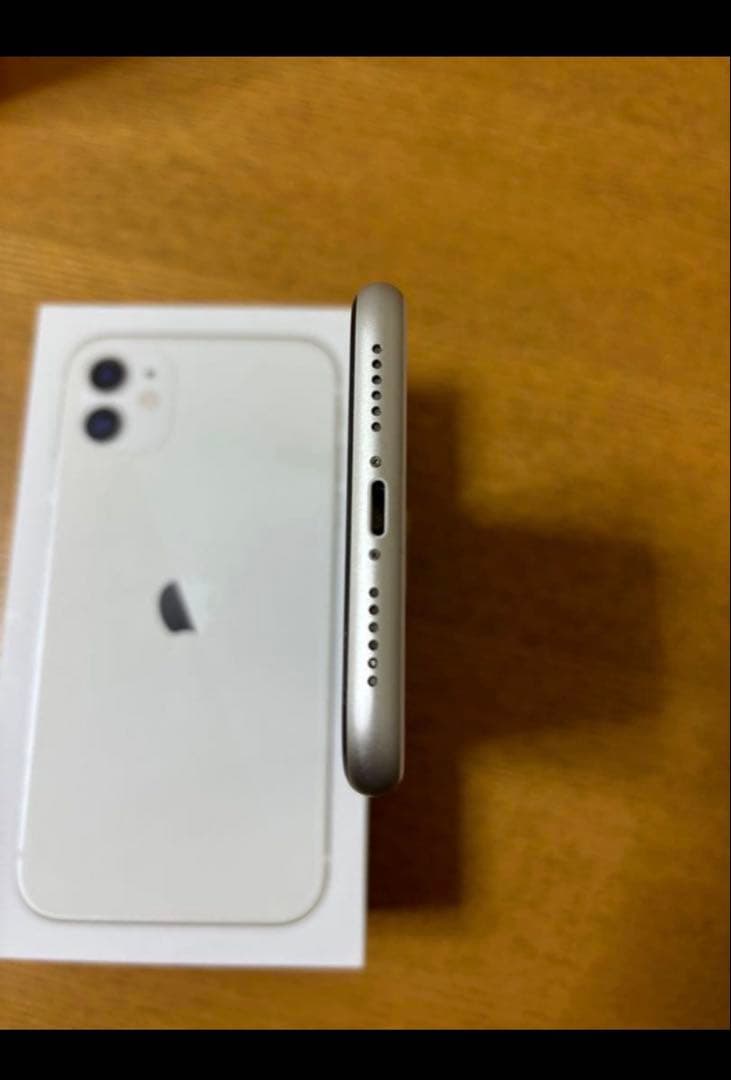 スマートフォン本体 iPhone11 64G