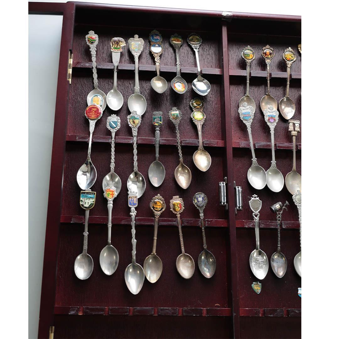 スーベニアスプーンセット木箱ケース付まとめて33本コレクション