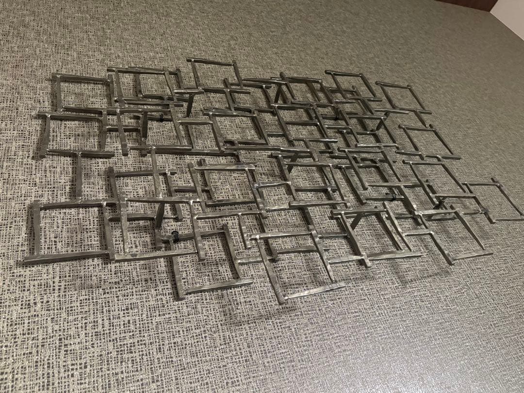 金属製立体アート約83センチ✖︎60センチ　モダン