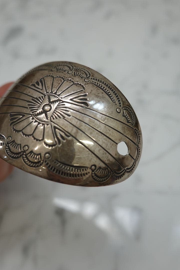 ナバホ族 インディアンジュエリー マジェステ バレッタ