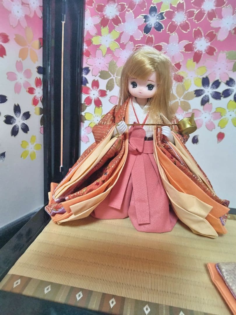 リカちゃん　雛人形 ③ 親王と三人官女（リメイク品）