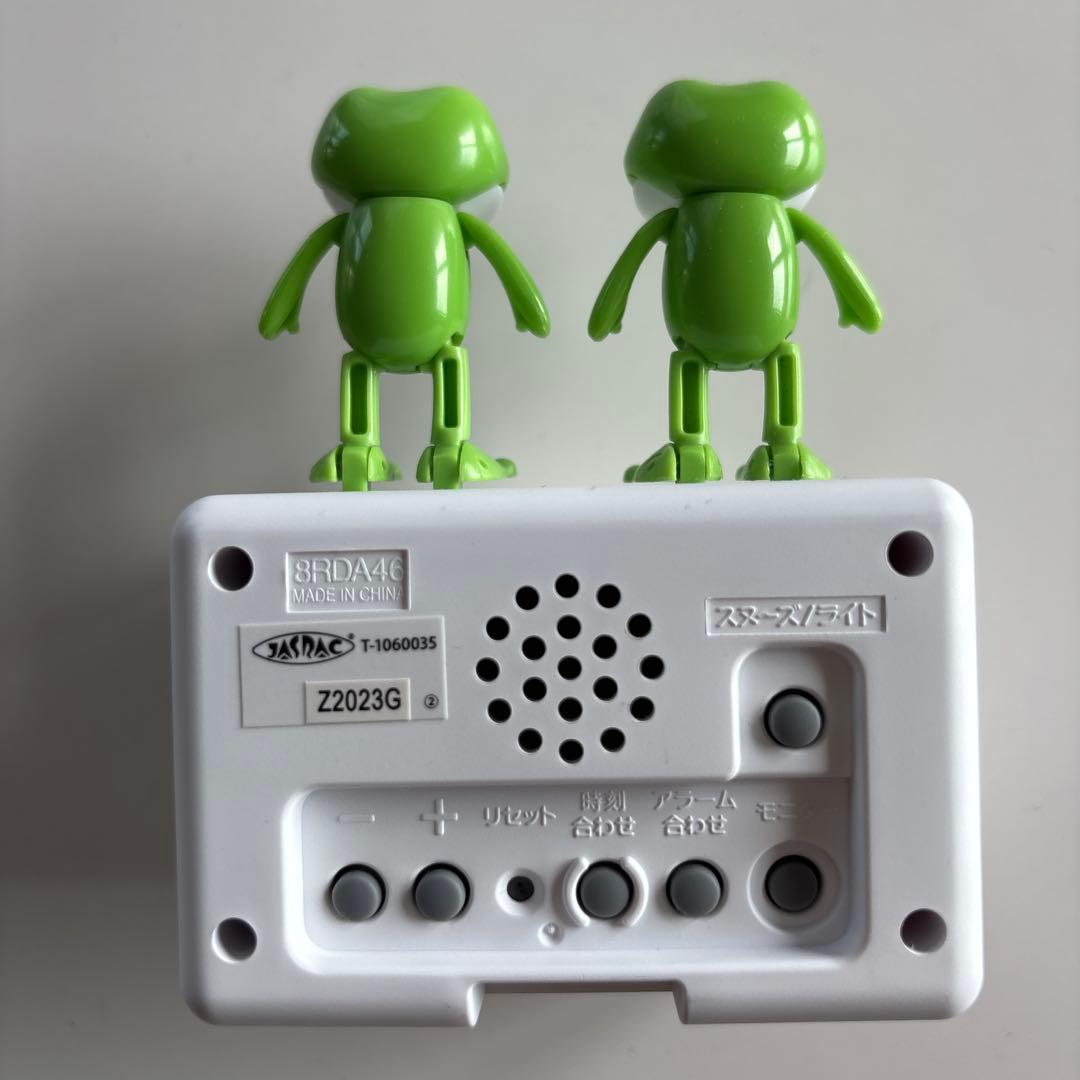 リズム目覚まし時計 ケロクロック2 ホワイト 8RDA46RH03