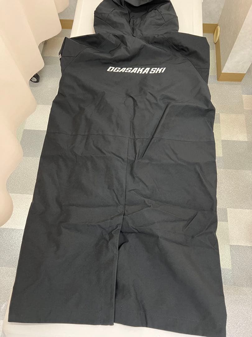 OGASAKAオリジナルウェアデサント製 シェルコート ブラックサイズＯ