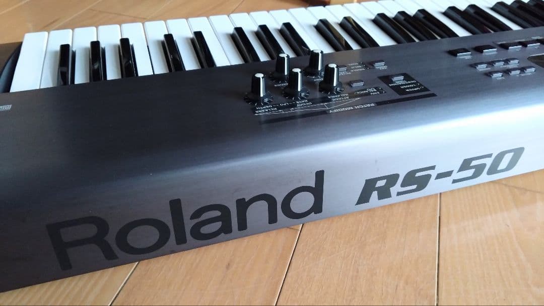 Roland RS-50 ローランド シンセサイザー