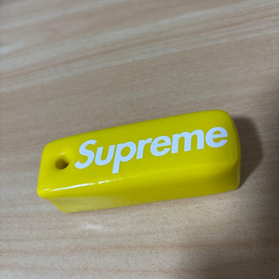 Supreme シュプリーム 23AW フローティング キーホルダー 4色セット