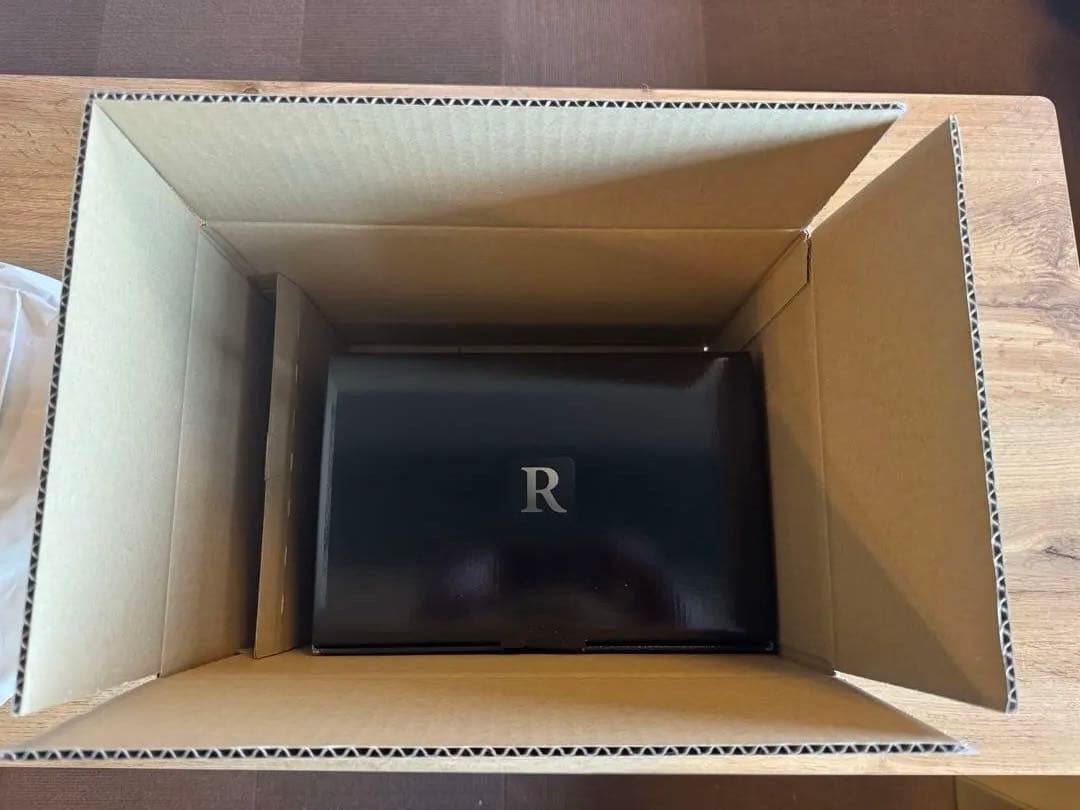 【新品未使用】Canon EOS R10 RF-S 18-45mm レンズキット