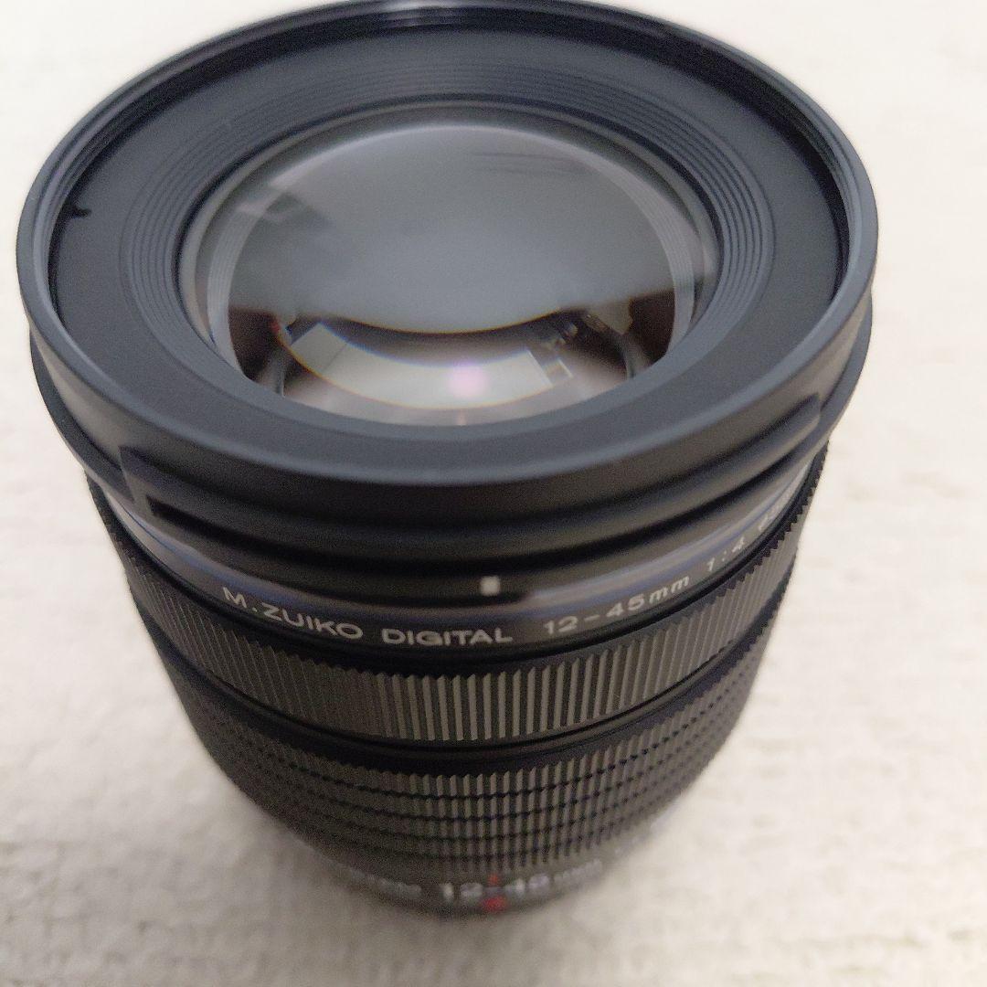 OM SYSTEM M.ZUIKO DIGITAL 12-45mm F/4 新品