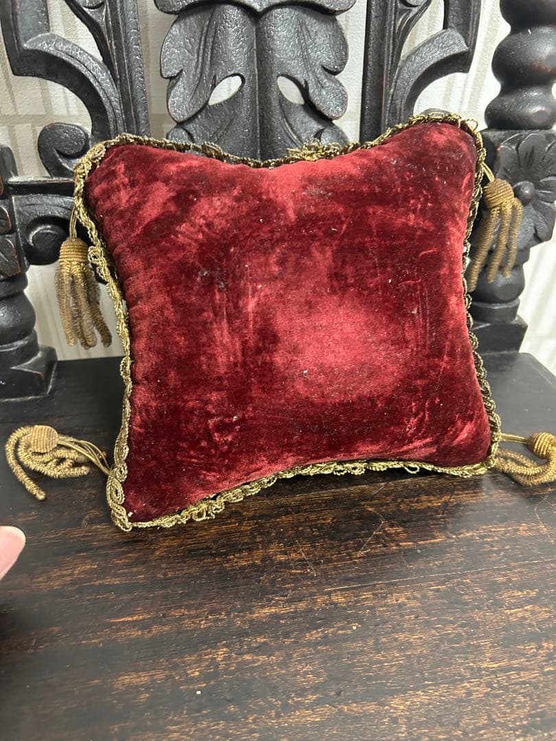 フランスアンティーク　グローブドマリエ　クッション