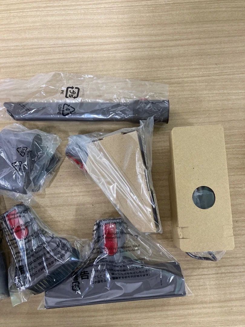 Dyson v7 triggerpro ハンディクリーナー　新品未使用