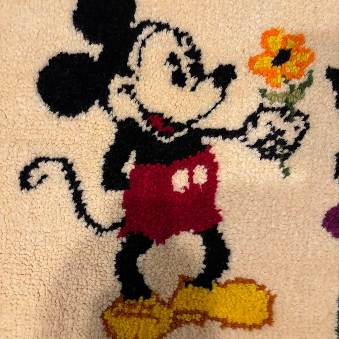 ミッキー＆ミニー ヴィンテージラグ 約111cm x 68cm