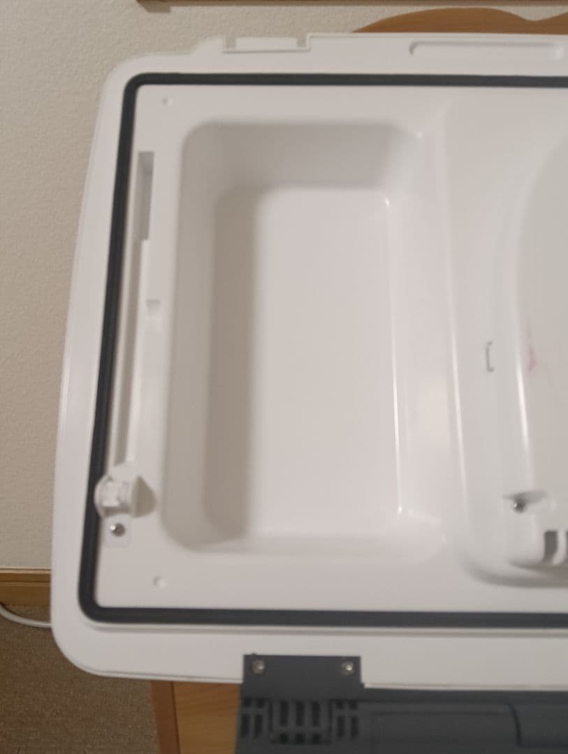 HIKOKI コードレス冷温庫　UL18DA