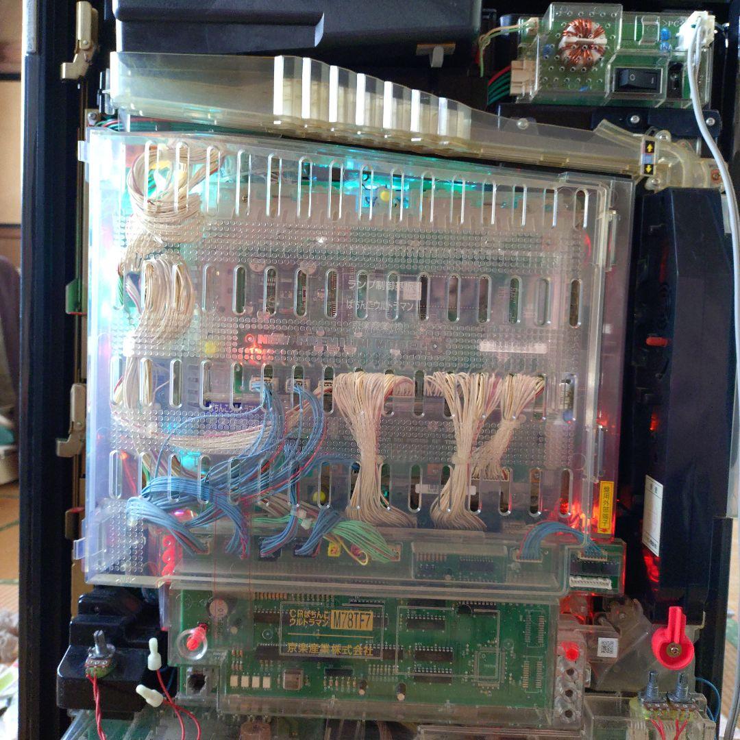 CR ぱちんこ ウルトラマン　1/397　MAX