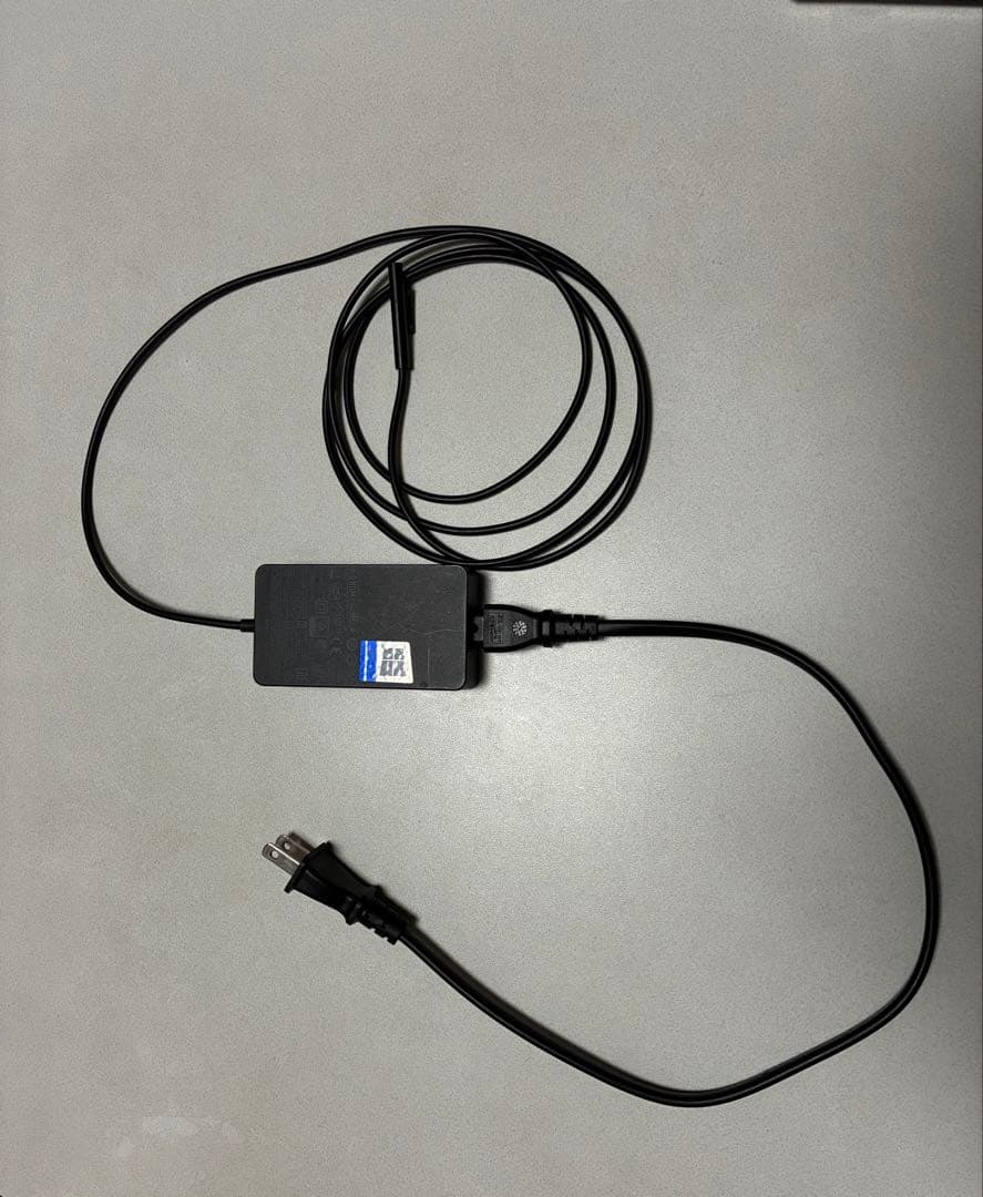 Surface Pro 第5世代　動作確認済