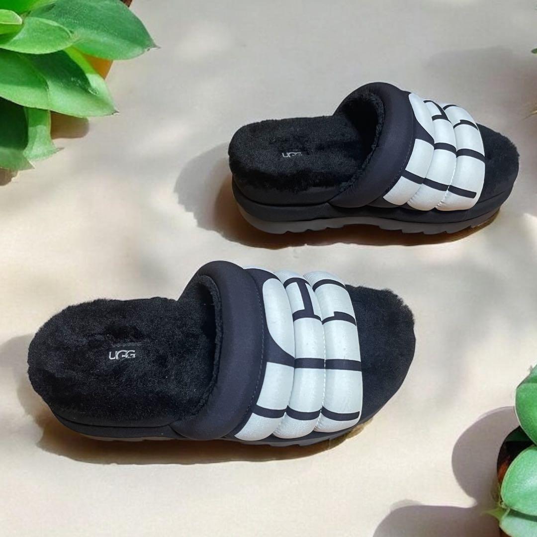 きぃーたぁん様UGG アグ Maxi Slide Logo サンダル 厚底 25