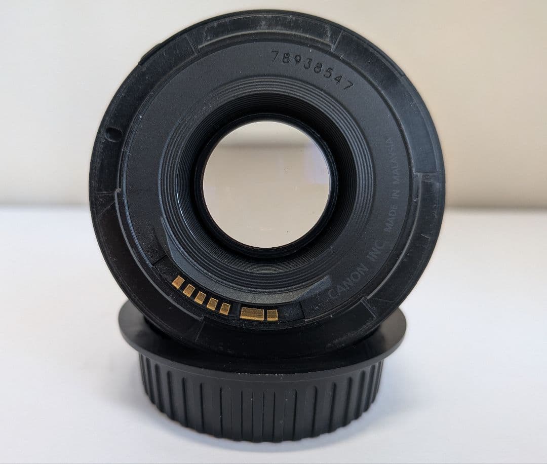 【大人気】Canon 50mm f/1.8 II 単焦点レンズ
