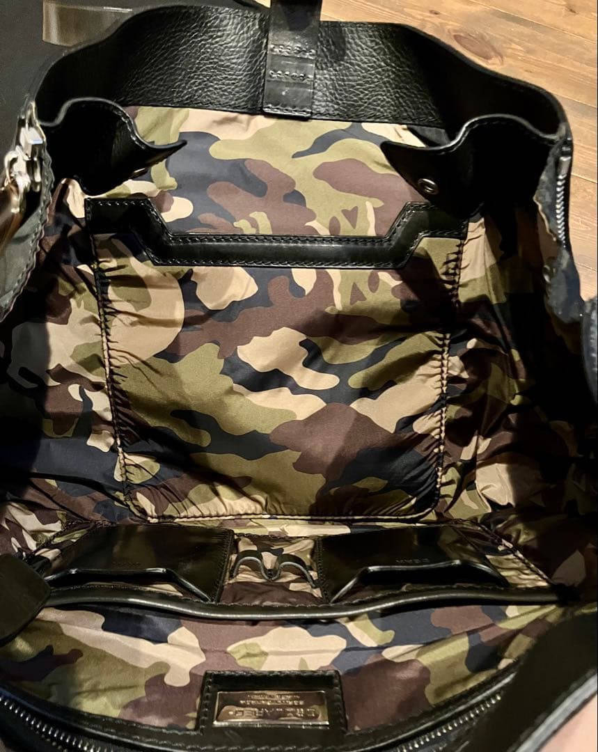 ディースクエアード DSQUARED2 黒×迷彩 レザー バッグ ユニセックス