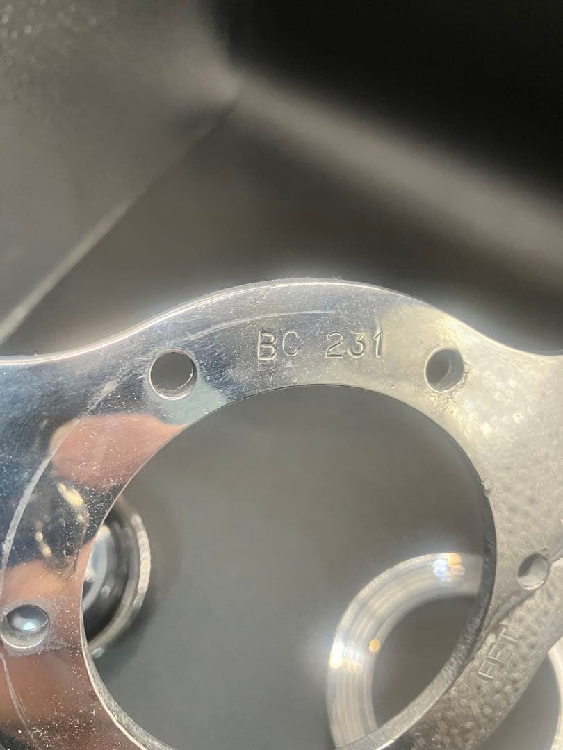 破格！！ナルディ　ウッドステアリング