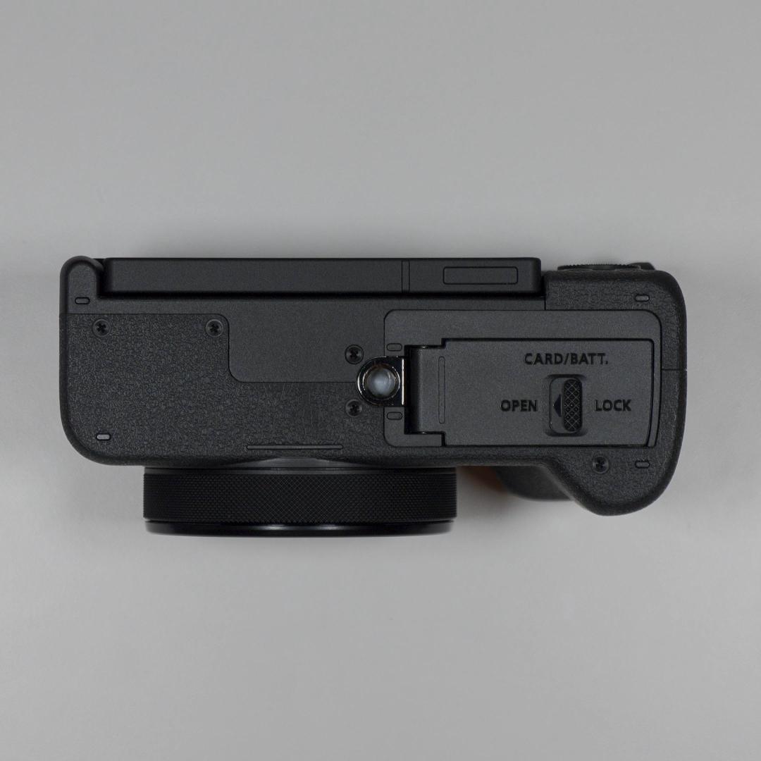 Canon PowerShot V1 コンパクトデジタルカメラ