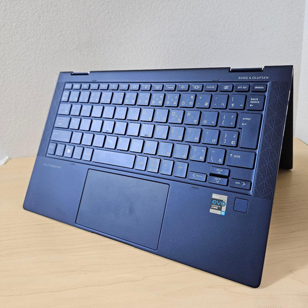 HP Dragonfly G2／Core i5／LTE内蔵／ペン