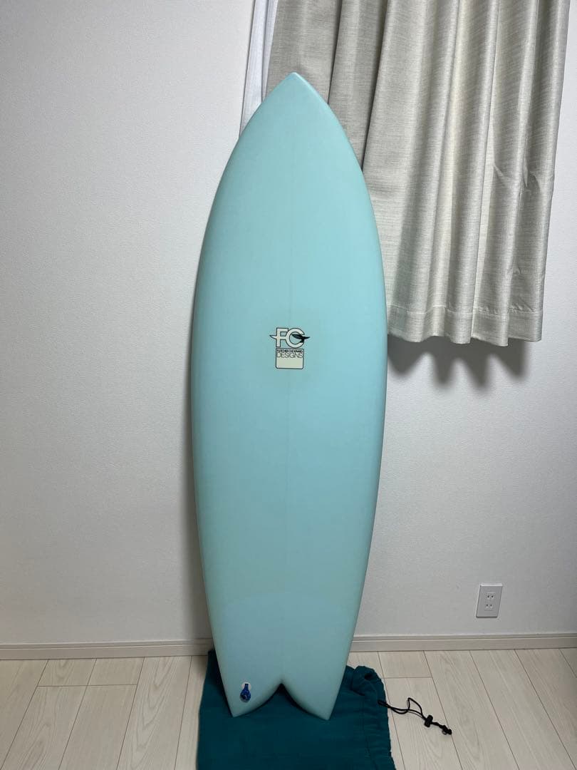 FCD Surfboards パタゴニア　5'7\" Quad FISH